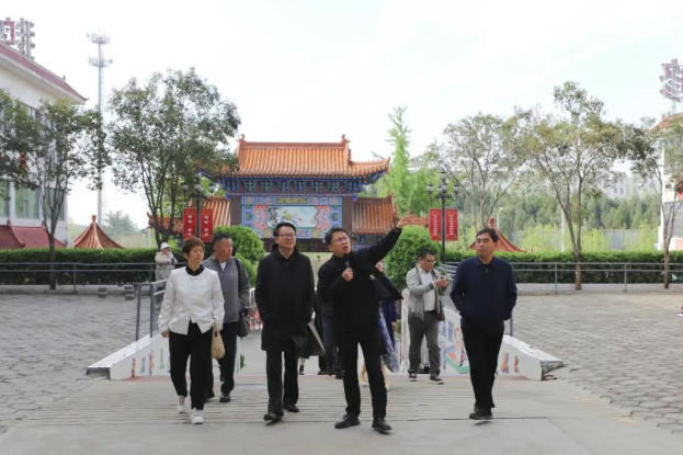 校际交流促发展 携手共育谱新篇｜郑州汽车工程职业学院一行莅临鹅坡武校交流考察