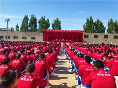 鹅坡中专开展法制教育，提高学生