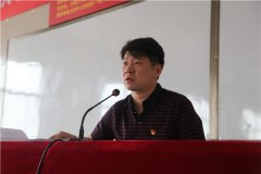 鹅坡中专第一书记上党课，提质增