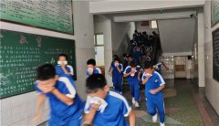 鹅坡中专举行应急疏散演练