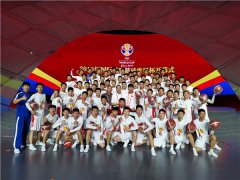 今晚，鹅坡中专参演北京“水立方
