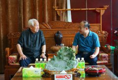 北京体育大学党委书记曹卫东到鹅坡中专考察工